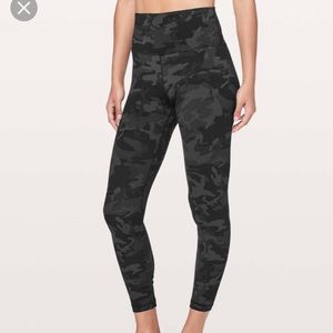 Lululemon camo wunder under